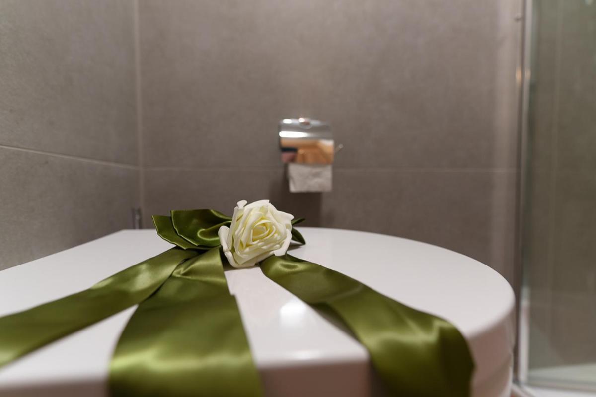 Ruhiges In Der Musica Mit Privatem Sitzplatz & Gemeinschaftspool *
